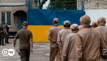 Vom Knast an die Front: Wie die Ukraine Gefangene rekrutiert