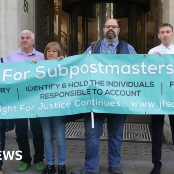 Wrongly convicted postmasters set for immediate £200k