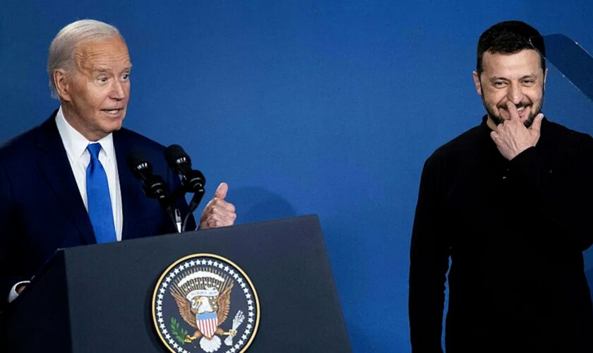 Zelenski resta importancia al lapsus de Biden al llamarle 'Putin': "Es un error"
