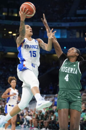 JO 2024. France - Nigéria : les Bleues évitent le piège nigérian et filent en quarts !