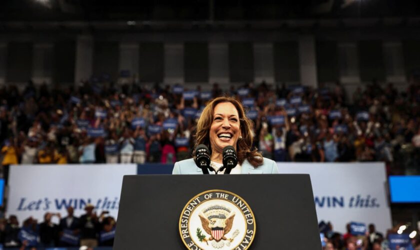 Trump-sized crowds and battleground wins: Kamala Harris is now a big problem for Republicans