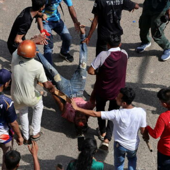 Contestation étudiante au Bangladesh : au moins 55 morts dans de nouvelles manifestations