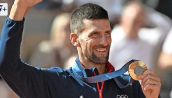 Paris 2024: Djokovic wird vom Schmerzensmann zum Superman