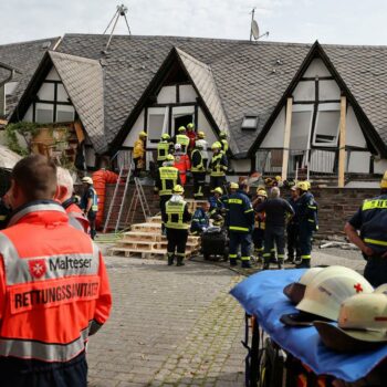 Kröv: Erste Leiche aus eingestürztem Hotel geborgen