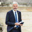 Les coûteux dîners de Laurent Wauquiez pointés du doigt par la Chambre régionale des comptes