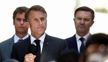 Sécurité pendant les JO 2024 : « des centaines d’actions ont été entravées », se félicite Macron