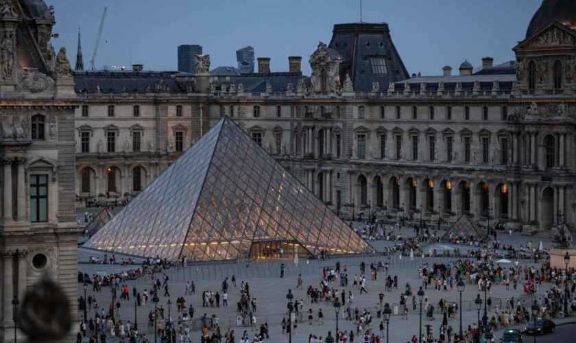 La fréquentation des musées du Louvre et d’Orsay en forte baisse pendant les JO