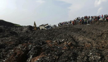 En Ouganda, 30 morts après l’effondrement d’une décharge pleine à craquer et une quarantaine de disparus