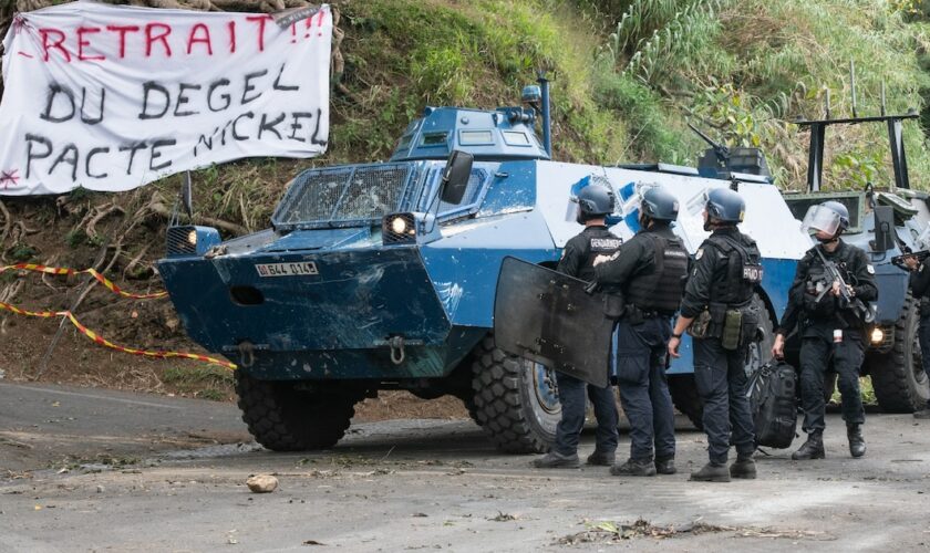 Des gendarmes à Paita, en Nouvelle-Calédonie, le 4 juin 2024