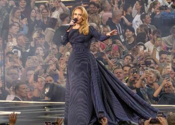 Adele in München: Sängerin bestätigt Verlobung