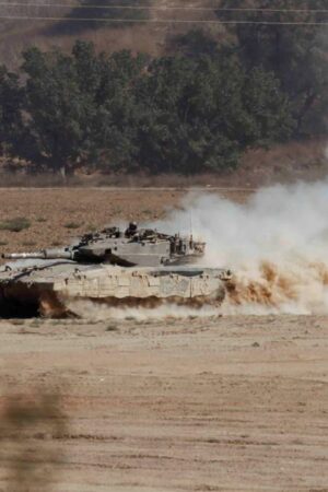 Agents en renfort, raids aériens... Israël se prépare à une attaque sur plusieurs fronts au Moyen-Orient