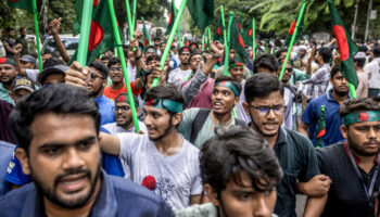 Au Bangladesh, une démonstration de force pour empêcher un rassemblement pro-Hasina