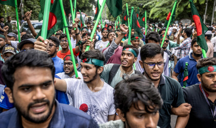 Au Bangladesh, une démonstration de force pour empêcher un rassemblement pro-Hasina