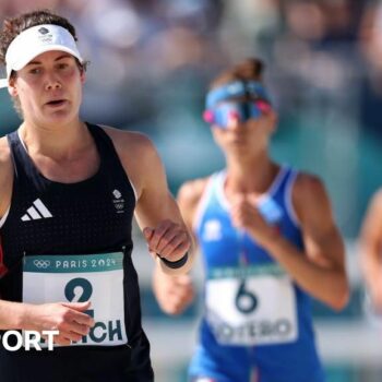 Kate French running in the modern pentathlon in Paris