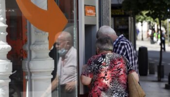 Desarticulada una banda que hurtó hasta 100.000 euros al descuido en sucursales bancarias