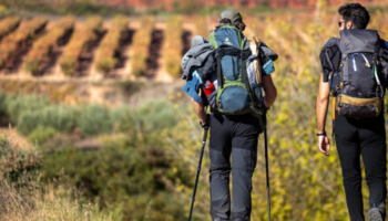 El Camino de Santiago Primitivo, del origen del peregrinaje en Galicia a Patrimonio de la Humanidad: etapas, recorrido y recomendaciones