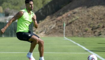 El Villarreal se lanza a por Ayoze tras alejarse las posturas en la renovación con el Betis