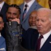 Élection américaine : Joe Biden admet avoir jeté l'éponge sous pression de son camp démocrate