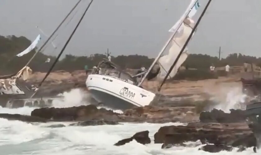 Fuerte temporal en Formentera: nueve heridos tras chocar su velero contra las rocas; encuentran al pescador desaparecido