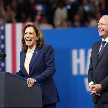 Harris y Walz se lanzan a un tour de siete estados en cinco días para consolidar su mínima ventaja frente a Trump