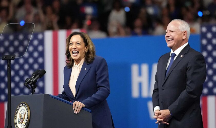 Harris y Walz se lanzan a un tour de siete estados en cinco días para consolidar su mínima ventaja frente a Trump