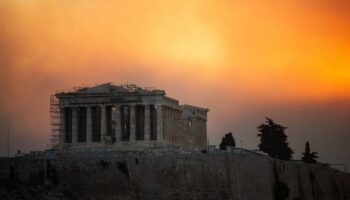 Incendies près d’Athènes : est-il possible d’annuler ses vacances en Grèce ?