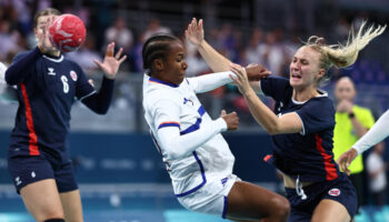 JO 2024 - Handball : les Bleues butent contre la Norvège et se consolent avec l'argent