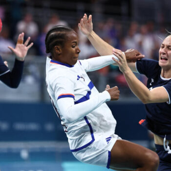 JO 2024 - Handball : les Bleues butent contre la Norvège et se consolent avec l'argent