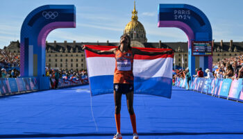 JO 2024 : après le bronze sur 5 000 et 10 000 m, la Néerlandaise Sifan Hassan en or sur le marathon