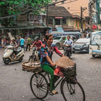 Les carnets de voyage de Douglas Kennedy au Vietnam: épisode 4, les transformations d'Hanoï, l'ancienne prison rouge du monde