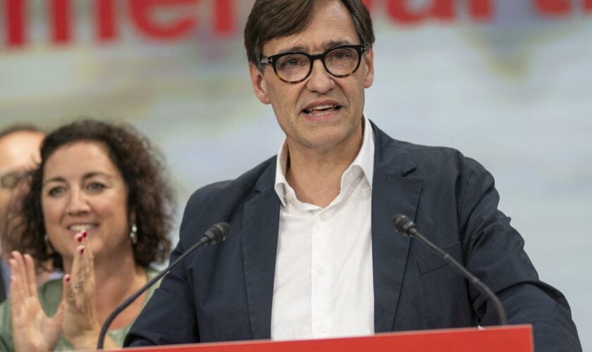 Les socialistes succèdent aux indépendantistes à la tête de la Catalogne