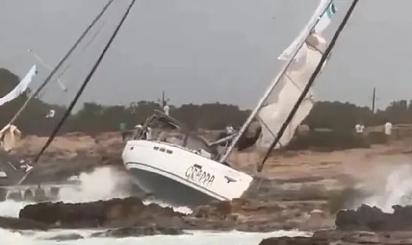 Localizan con vida al pescador desaparecido en Formentera durante el temporal