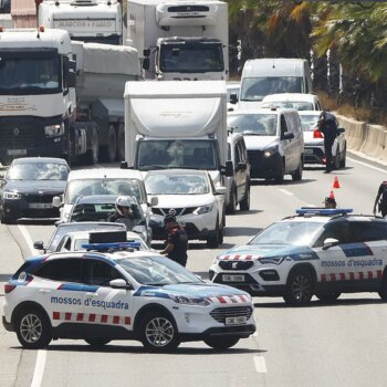 Los Mossos creen que Puigdemont puede seguir en Barcelona y que "hay un grupo incontrolado" dentro del cuerpo "que viene de largo"