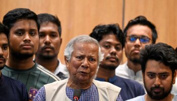 Muhammad Yunus, el Premio Nobel que tiene la tarea de reconstruir la democracia en Bangladesh