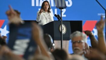 Neue Umfragen sehen Harris in drei Swing States vor Trump