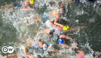 Olympics: Triathletes fall sick after swimming in Seine