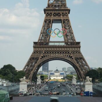 Olympics bomb alert as Stade de France area put on lockdown