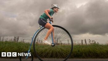 Penny farthing uphill time trial rides into Sussex