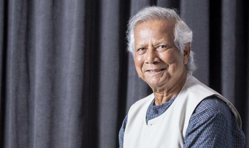 Prix Nobel, «banquier des pauvres»: qui est Muhammad Yunus, appelé au secours pour diriger le gouvernement intérimaire du Bangladesh ?