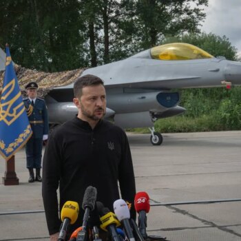Ucrania estrena los F-16