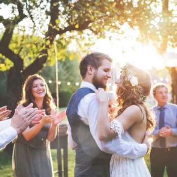 Wedding coordinator horrified over mother and son's 'inappropriate' song choice