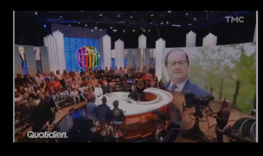 Dans Quotidien, Yann Barthès voulait arrêter d’inviter des politiques… mais invite François Hollande