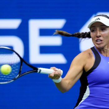 Jessica Pegula knocks out Iga Swiatek to earn spot in US Open semi-final