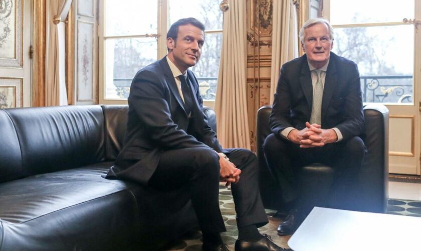 Premier ministre : Emmanuel Macron toujours au pied du mur, la piste Michel Barnier à son tour explorée