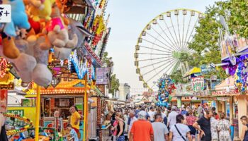 Kirmes mit religiöser Wucht