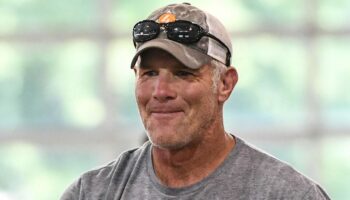 NFL legend Brett Favre takes 'simple' stance on voters in US elections