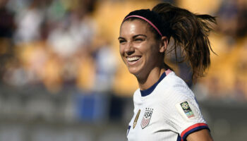 Alex Morgan, superstar du football féminin, prend sa retraite sportive