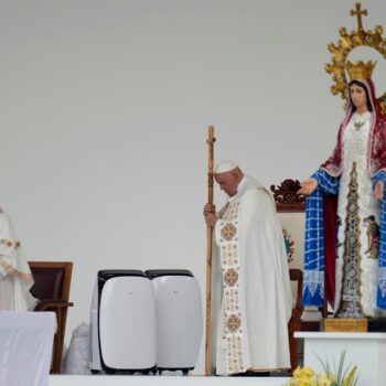 Pope heads to Papua New Guinea after final Mass in Indonesia before an overflow crowd of 100,000