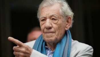 Ian McKellen: »Herr der Ringe«-Schauspieler lästert über Queen Elizabeth II.