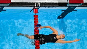 La Française Emeline Pierre a remporté le titre paralympique du 100 m libre S10 le 1er septembre 2024 à Paris